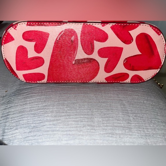 Kate Spade Spencer Ever Fallen Heart’s Sm Domed Crossbody Used - Picture 9 of 16